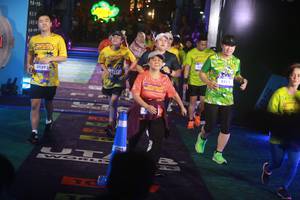 BIB: 3929, 3331, 4413
                            <button type="button" onclick="openModal(26275189)" class="btn btn-primary btn-sm float-right btn-popup" data-toggle="modal" data-target=".modal-high-quality">
                        <i class="fas fa-shopping-cart"></i> Add to Cart
                    </button>
                                            <button type="button" onclick="isThisMe(26275189, true)" class="btn btn-success btn-sm float-right btn-popup btn-isme hidden" data-toggle="tooltip" data-placement="bottom" title="นี่คือรูปของคุณใช่ไหม คลิกที่นี่เพื่อเอาเข้าอัลบั้ม">
                        <i class="fas fa-plus"></i> Add to album
                    </button>
                    <button type="button" onclick="isThisMe(26275189, false)" class="btn btn-warning btn-sm float-right btn-popup btn-isnotme hidden">
                        <i class="fas fa-ban"></i> Remove from album
                    </button>